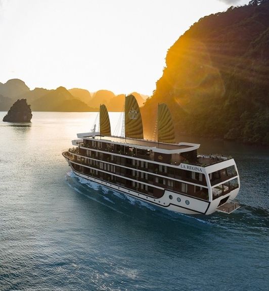 Croisière Bateau La Regina Grand À La Baie De Lan Ha