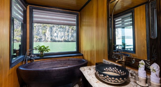 Salle de bain dans la croisière