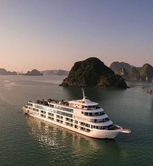 Croisière DUne Journée Ambassador Dans La Baie DHalong