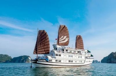 Hanoï - Baie dHalong (L,D)