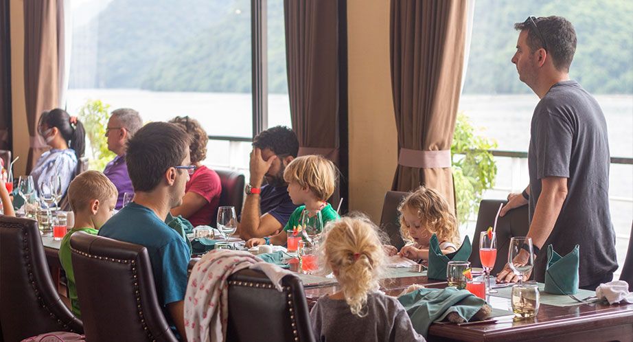profitez-des-repas-à-bord