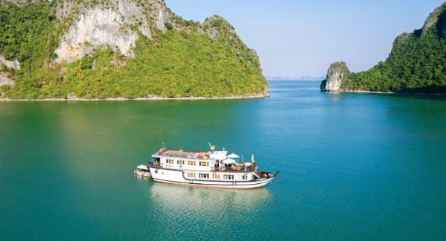 Vivez une aventure inoubliable avec la croisière privée Bhaya Legend