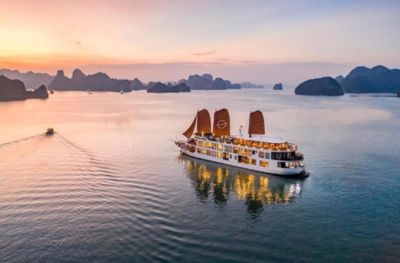 Baie dHalong - Grotte de Luon - Hanoï (B,Brunch)
