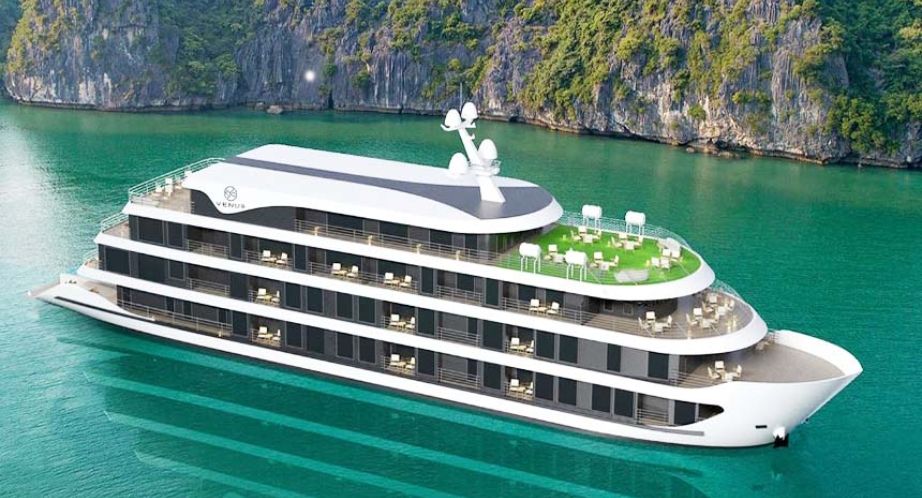 Croisière nus à travers la baie dHalong - Baie de Lan Ha