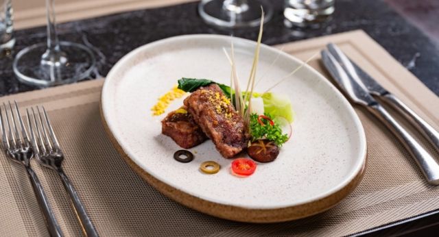 Essayez le savoureux steak de bœuf