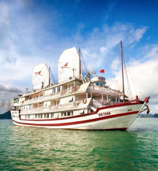 Croisière Bateau Signature Royal À La Baie De Bai Tu Long