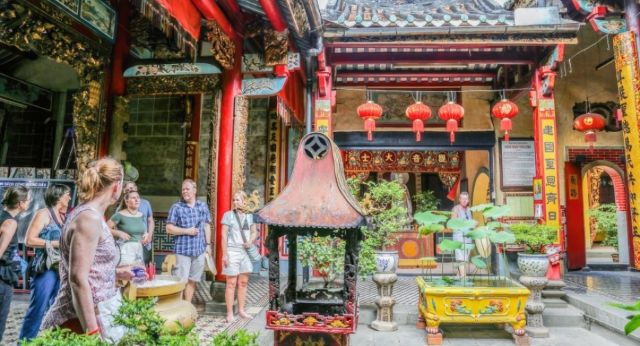 Visitez le temple lors de votre voyage avec Dragon Mekong