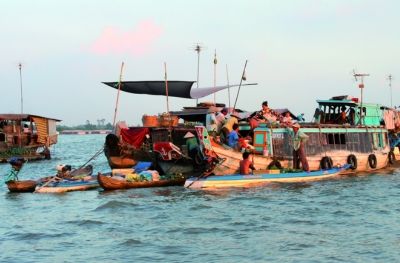 Can Tho - Marché flottant de Cai Rang - Transfert à Phu Quoc (B,L)