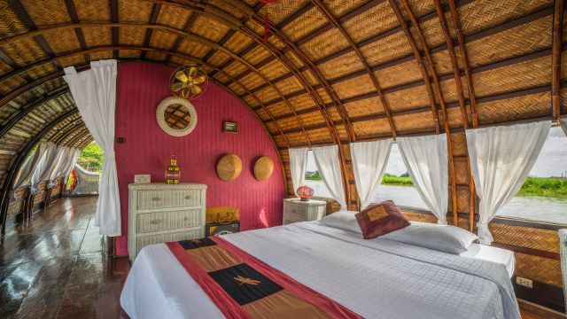 Cabine à un grand lit
