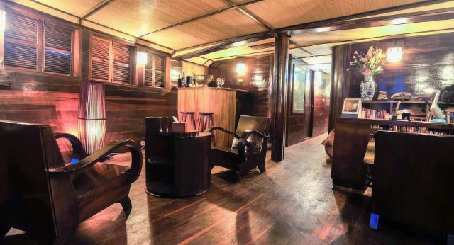 Salon cosy sur Toum Tiou I