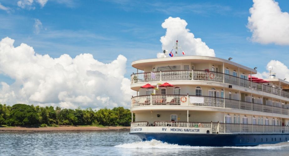 Siem Reap - Kampong Cham - Croisière Mekong Navigator (-,L,D)
