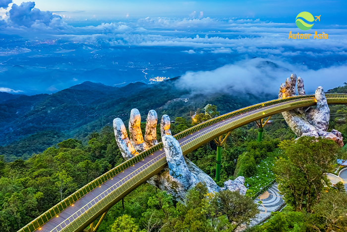 Le pont d'Or au centre du Vietnam