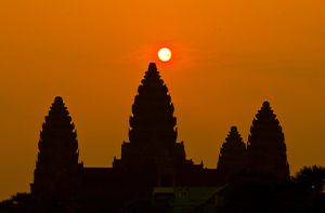 Angkor Wat – Ta Prohm - Angkor Thom – Coucher De Soleil à Bakheng (Pd)