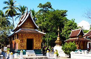 Visite De La Ville De Luang Pra Bang (Pdéj / Déj)