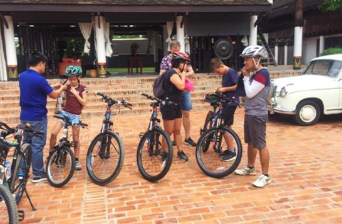 Luang Prabang - Tour De Ville En Vélo (Pd ; Déj)