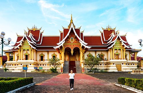 Visite De Vientiane (Pd ; Dîner)