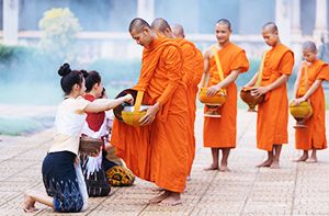 ARRIVEE A LUANG PRABANG (sans Repas) GUIDE + CHAUFFEUR