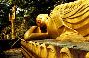 LUANG PRABANG – GROTTES DE PAK OU (Pdéj) GUIDE + CHAUFFEUR