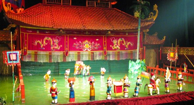 Spectacle de marionnettes sur leau Hanoi
