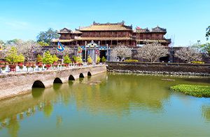 Hanoi - Hue / En Avion (680km - 1h15 En Avion) (Pd)