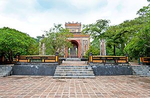 Hanoi - Hue (680km - 1h15 En Avion) (Pd)
