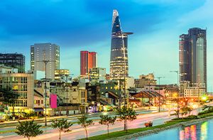 Hue - Ho Chi Minh Ville En Avion (900km - 1h20) (Pd)