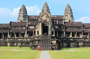 Visite DAngkor Temples (Angkor Wat – Angkor Thom - Bayon – Banteay Srei – Ta Prohm Temples) (Pd ; Dj)