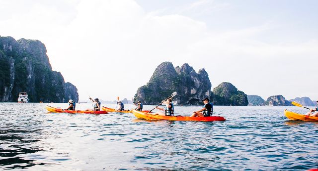 Kayak à la baie dHalong