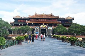 Hoi An - Hue (100km - 2h De Route) (Pd)