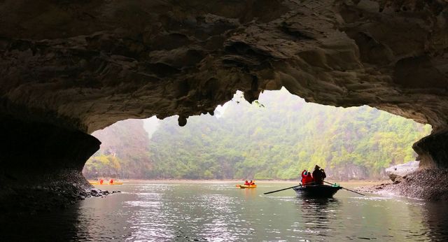Kayak à la baie dHalong