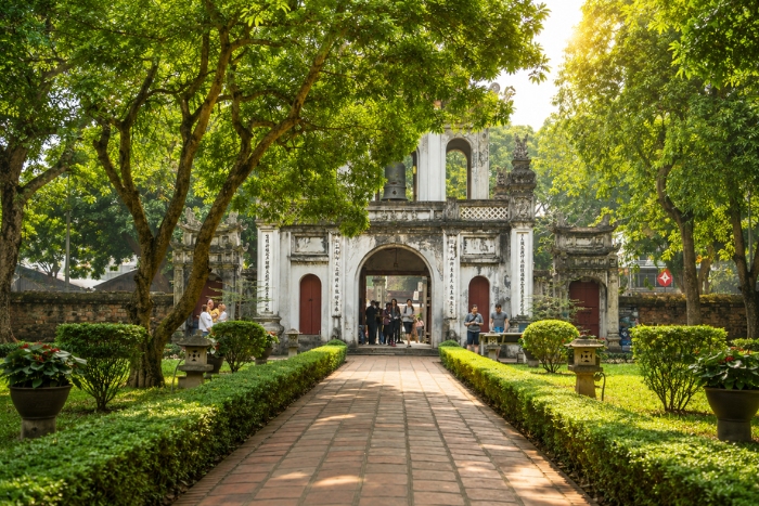 Exploration du Temple de la Litt&eacute;rature, joyau culturel de Hanoi