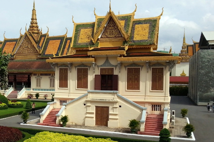 Visitez le Palais Royal dans l'itinéraire de 14 jours au Cambodge