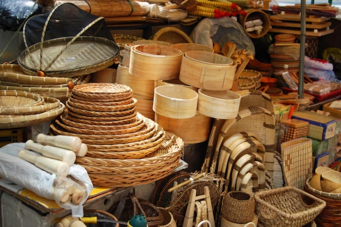 Objets du quotidien faits main : la vannerie durable de Kampong Seima
