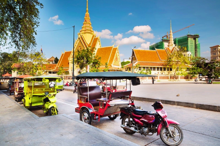 Voyager au Cambodge en tuk-tuk sans trop d&eacute;penser