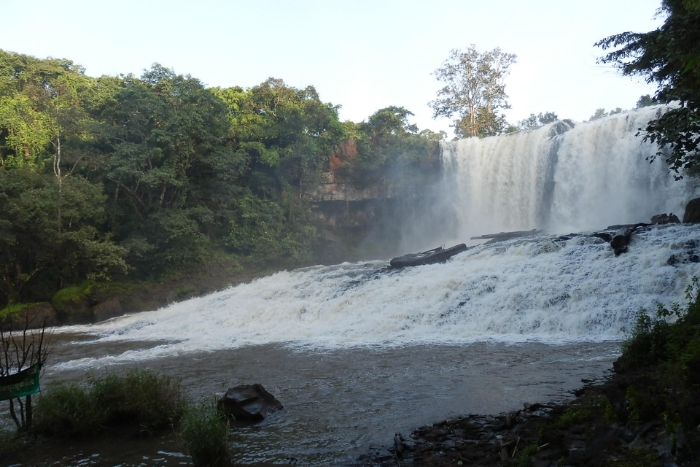 Au Cambodge en août, Ratanakiri se révèle sous un nouveau jour, enveloppé par la douceur des pluies tropicales