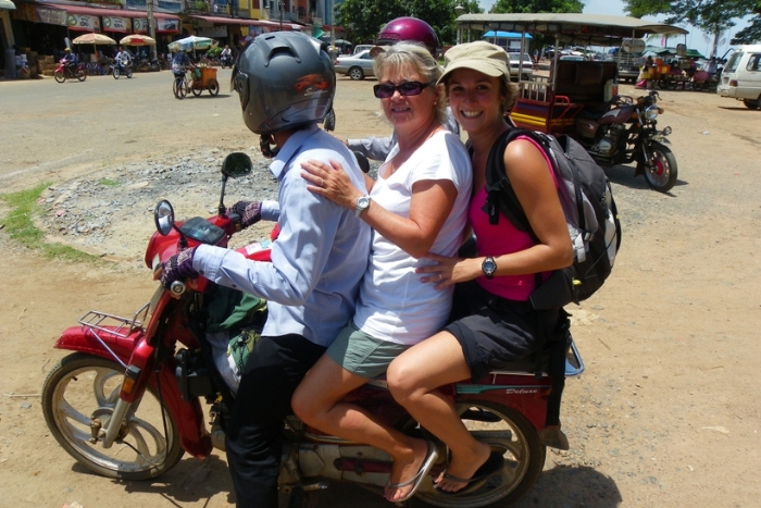 Motodop au Cambodge: le transport local par excellence