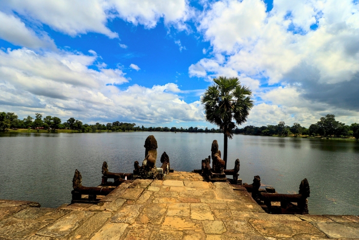 Srah Srang, une ancienne piscine royale entourée de paysages sereins