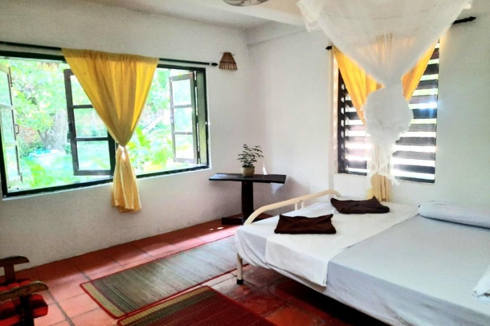 Chambre paisible au cœur de la nature à Jungle House Kep