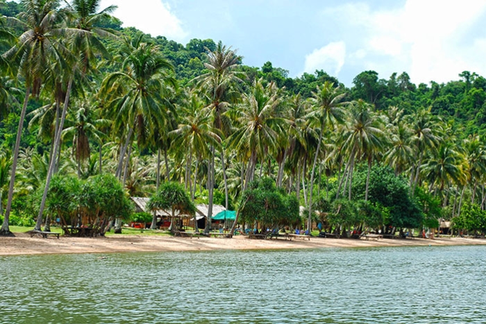 L’île du Lapin à Kep: douceur tropicale et silence marin