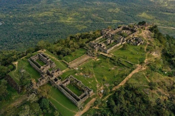 Vue panoramique sur le temple de Preah Vihear
