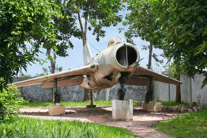 Avion au Musée de la guerre du Cambodge