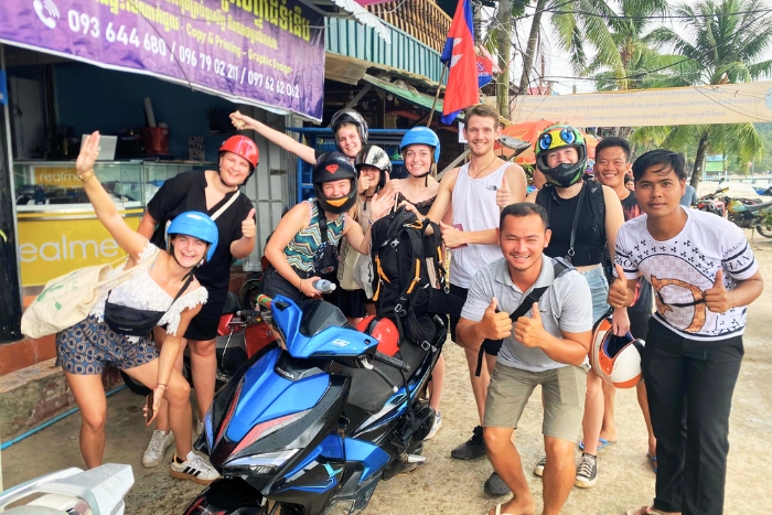Aventure en scooter et sourires sur l'île de Koh Rong