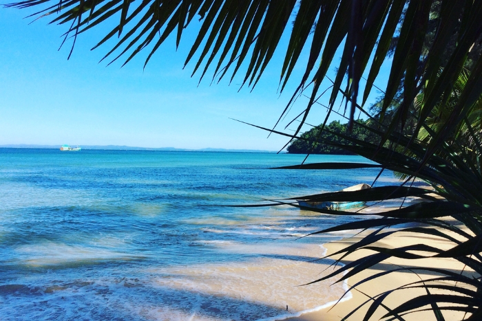 Visitez Lonely Beach (Koh Rong) le jour 2 d'un itinéraire de 2 jours à Sihanoukville