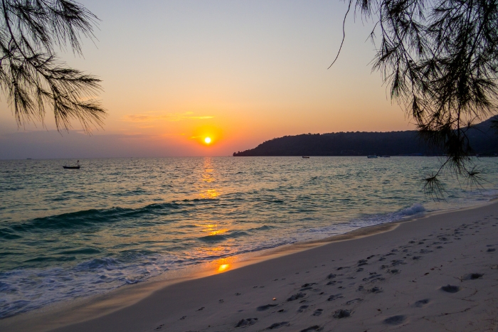 2 jours à Sihanoukville : Observer le coucher de soleil sur l'île de Koh Rong