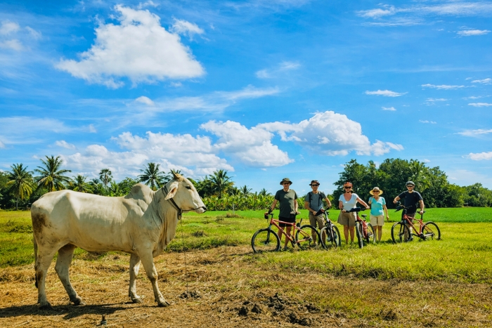 Voyager différemment avec une visite de ferme au Cambodge