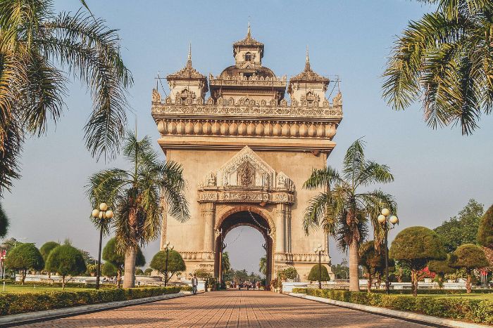 Que faire au Laos pendant 2 semaines ? Patuxay à Vientiane