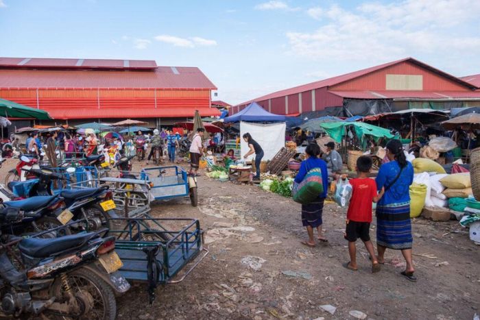 Le marché Dao Heuang