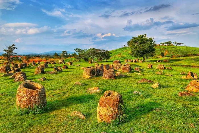 Plaine des Jarres - Patrimoine culturel mondial au Laos