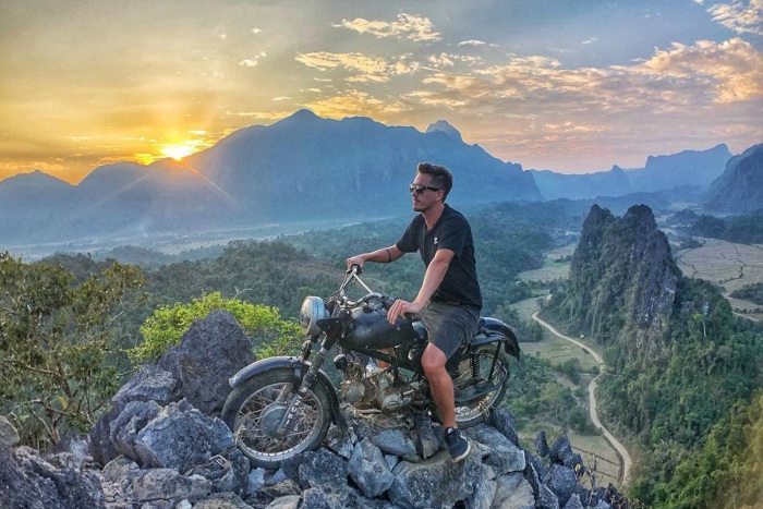 Vivez des moments inoubliables en explorant des paysages époustouflants lors de votre circuit Laos 15 jours