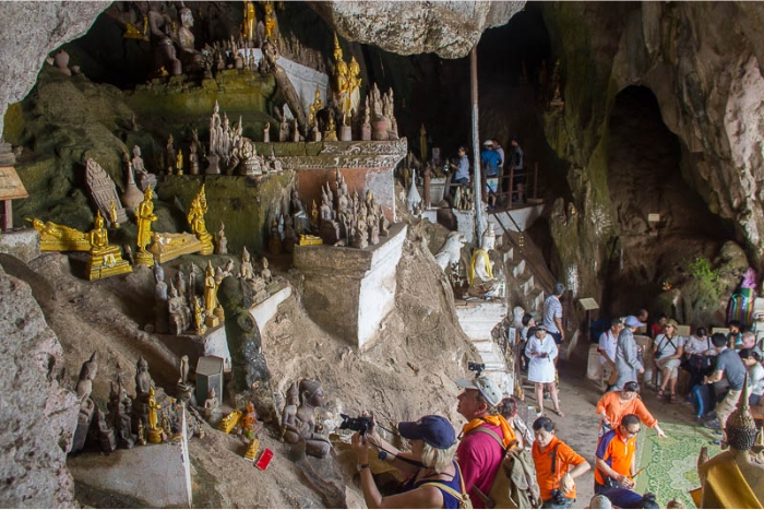 Explorez la grotte de Pak Ou à Luang Prabang